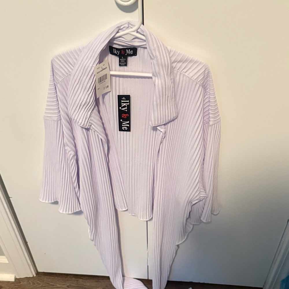 Women's White Top